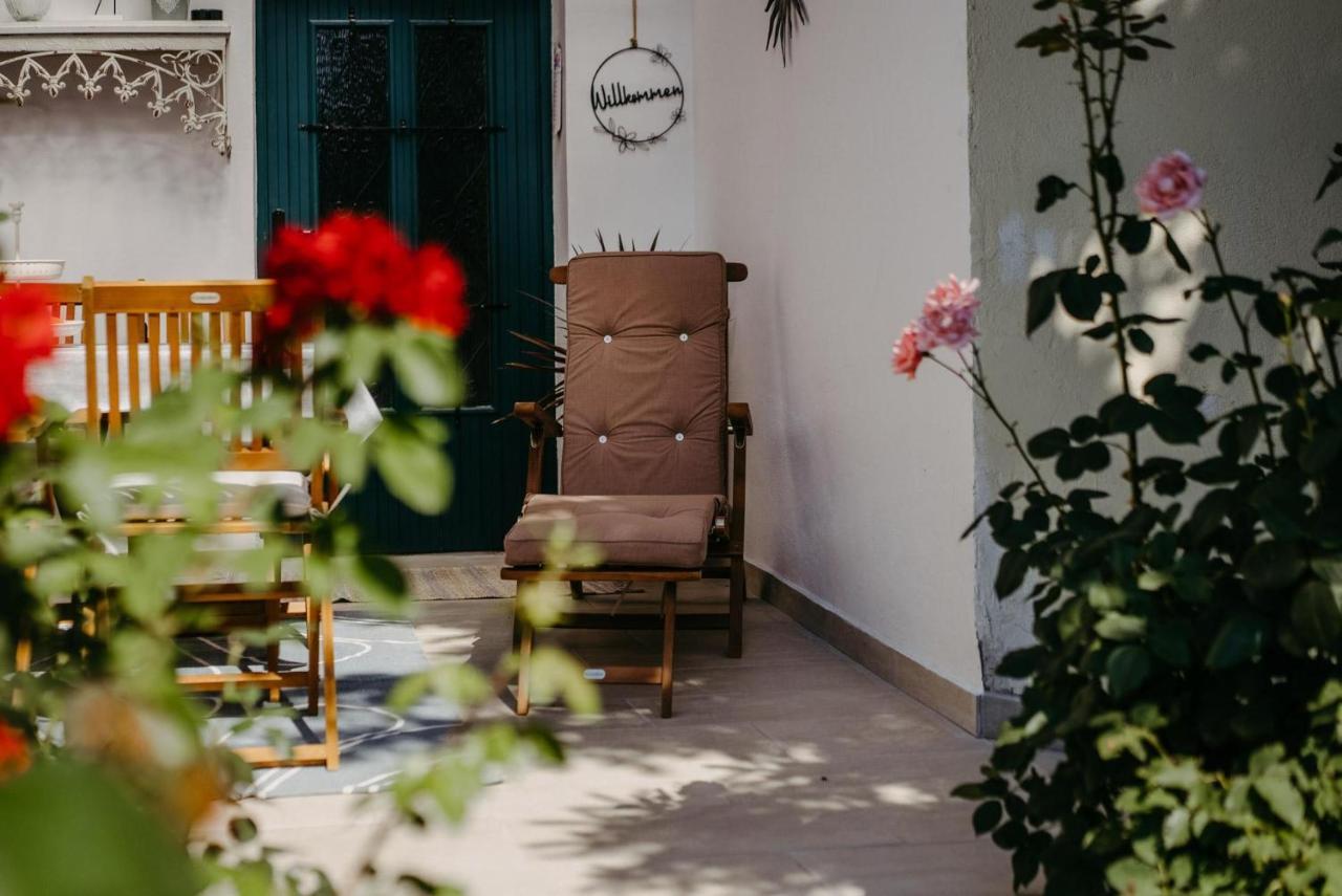 Das Kleine Haus Breitenbrunn am Neusiedler See Esterno foto